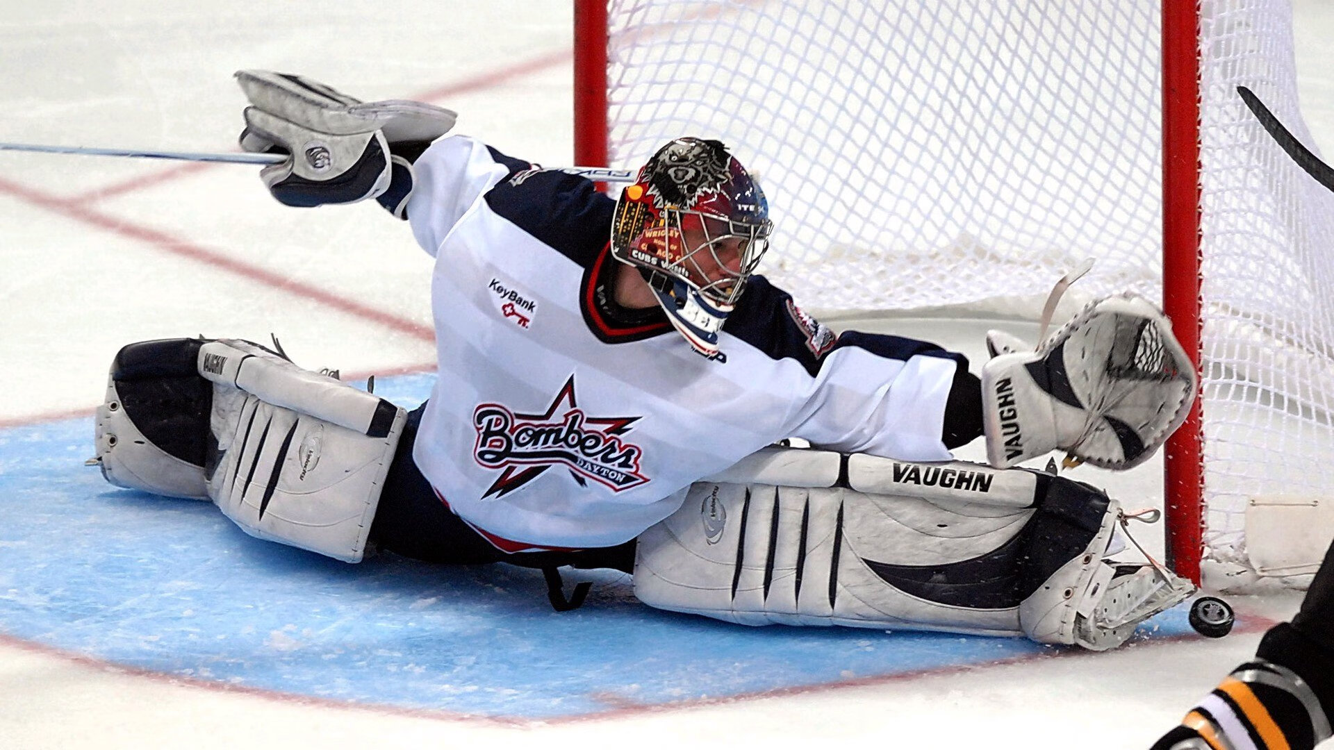 德国打穿罗马,加维成为关键先生,当钢铁战车碾过永恒之城的足球密码